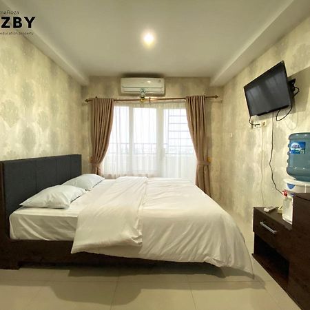 Hozby Skyview Setiabudi Suites Sunggal Exterior photo